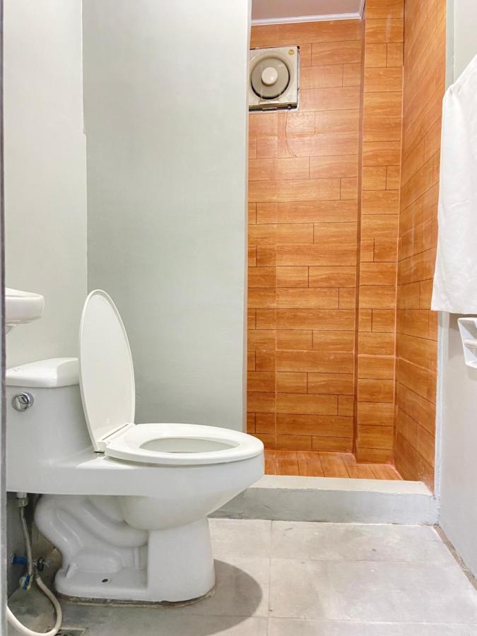 Lime Lite Manila Hostel Makati City Екстер'єр фото